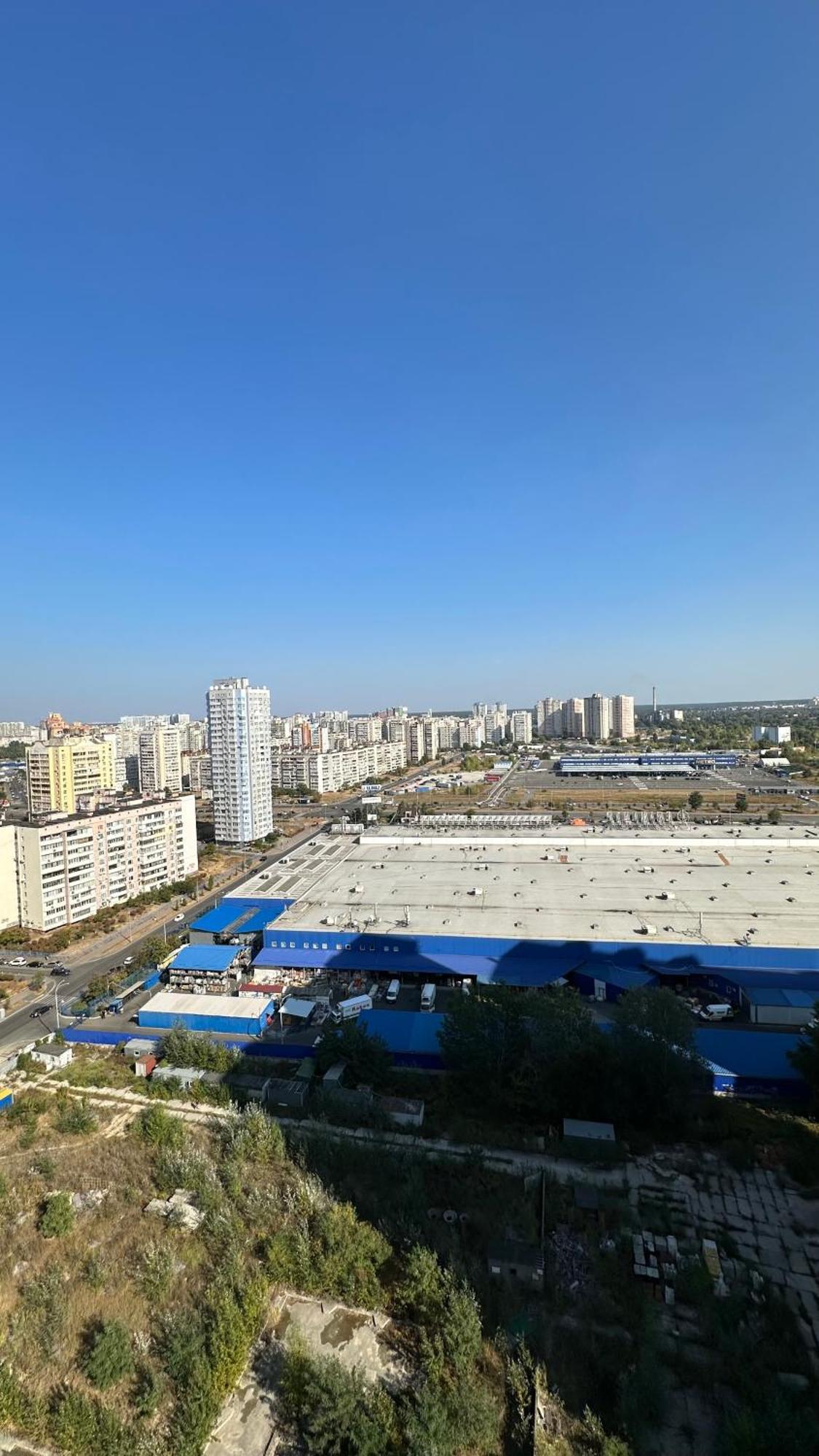 Є Генератор 1Кім Осокорки Вул Бориса Гмирі 20 Жк Патріотика Kiev Luaran gambar